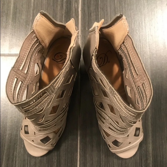 Trendy High heels - Picture 5 of 6